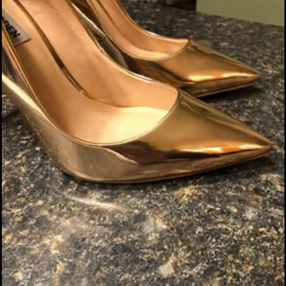 Steve Madden Rose Gold High Heels - Picture 3 of 10
